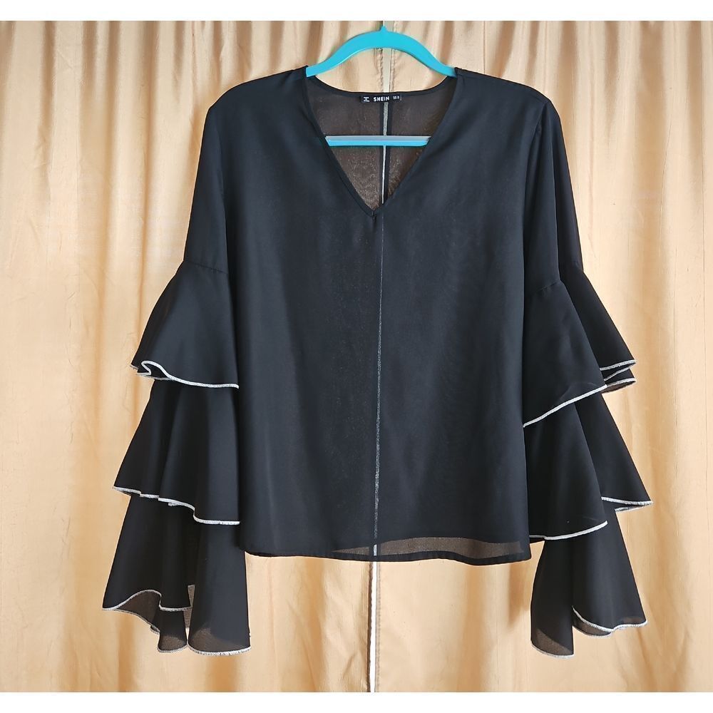 SHEIN Black N White Asymmetrical Blouse with Flutter Sleeves